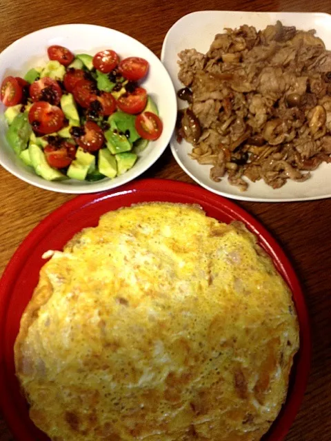 ★シーチキンたまご★豚とキノコの炒めもん★いつものアボカド|三宅 里美さん