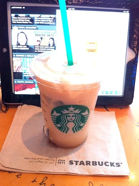 Starbucks Earl Grey Tea Latte!|yuriさん