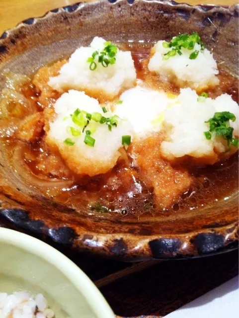 チキンかあさん煮土鍋定食|ふじたさん