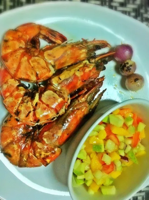 Grilled Tiger Prawns with Mango and Guava Salsa|Rochelle Hernandezさん