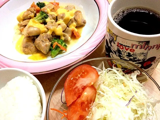 Snapdishの料理写真:チキンとサラダ|お料理勉強なうー！さん