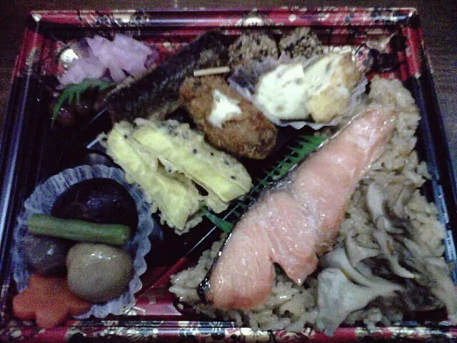 秋の味覚弁当|sakumaさん