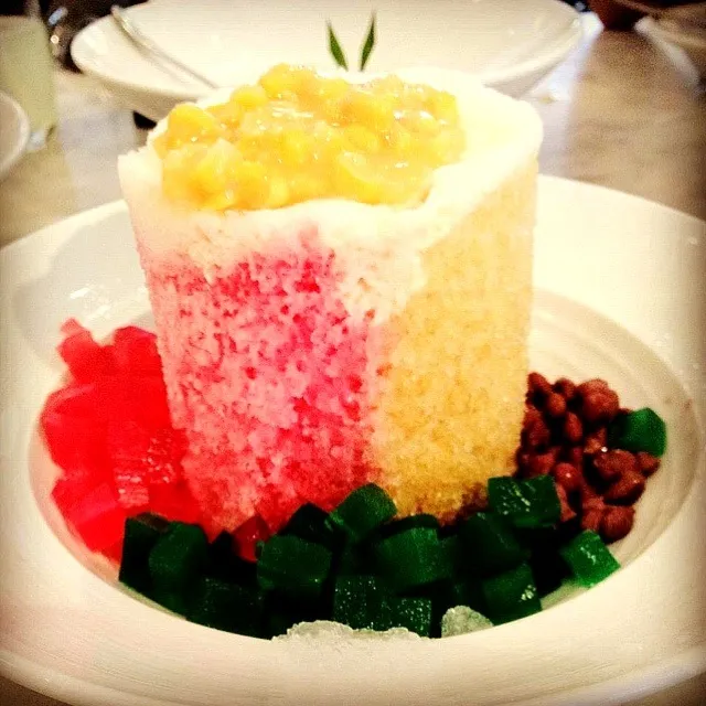 ice kacang on a hot day~|Gavin Teoさん