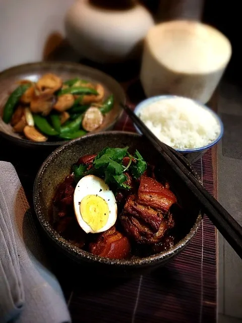 Vietnamese pork belly braised with young coconut juice and caramel|rick chanさん