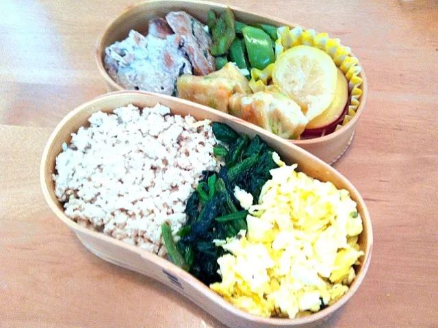 鶏そぼろ弁当|たにゃきちさん