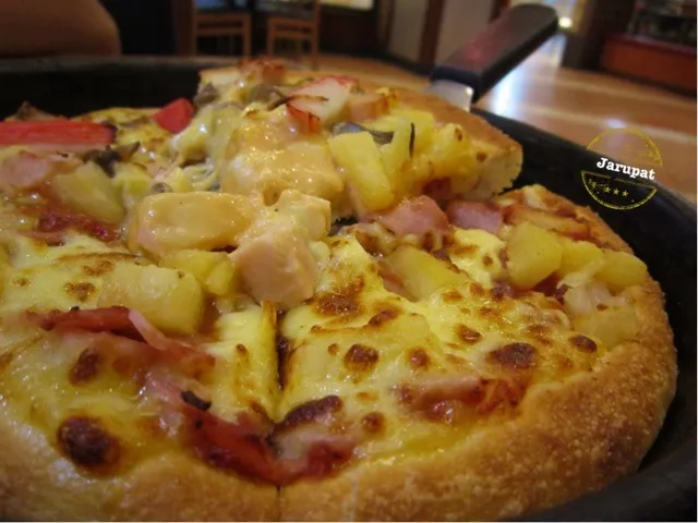 Pizza Hut ถาดกลาง|BOJARUさん