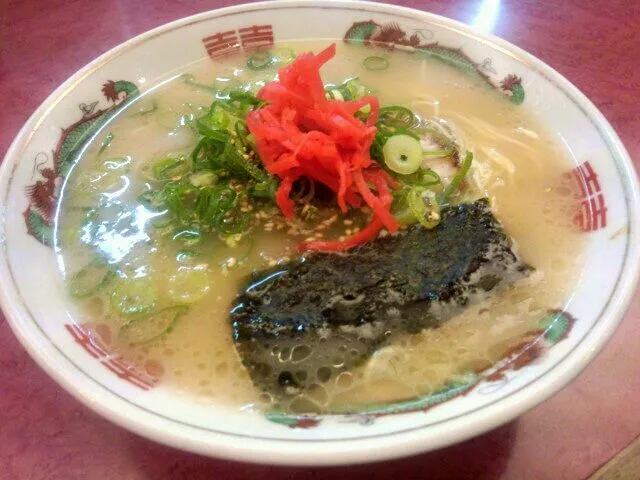 博多とんこつラーメン|らいむさん