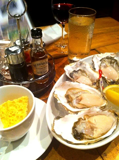 Snapdishの料理写真:Oysters with toppings.|Tracey Northcottさん