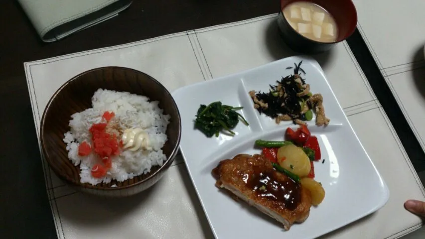 Snapdishの料理写真:とりの照り焼き|いちごさん