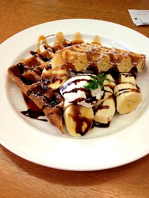 Banana Caramel Waffles|madcarさん