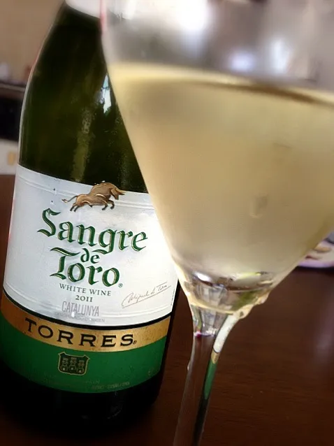 TORRES, 2011 Sangre de Toro. WHITE|Keisuke Makinoさん