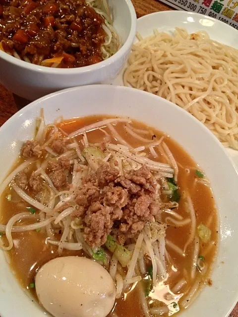 野菜つけ麺（麺半分＋味玉）に、肉あんご飯。 #麺|Takashi H.さん