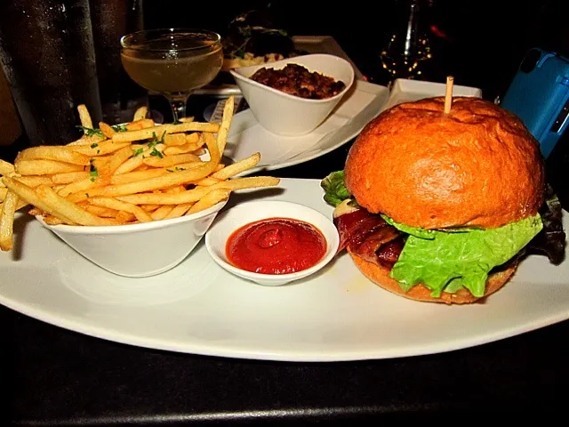 America burger with duck fat fries and homemade ketchup|ginaさん