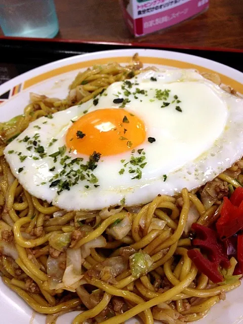 横手焼きそば 出端屋|メガネさん