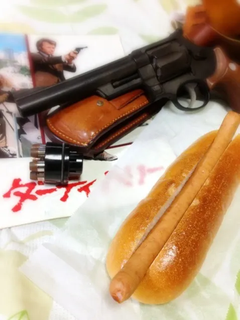 Snapdishの料理写真:🎥「ダーティハリー」のホットドッグ🔫|にょんにいさん