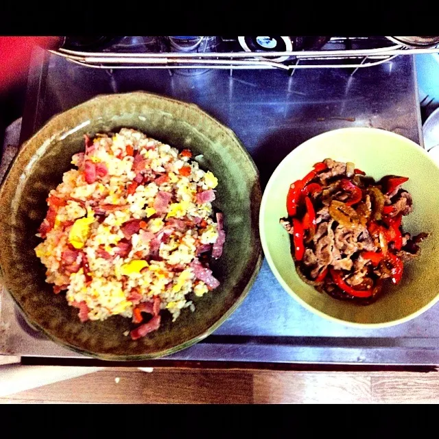 シャケ＆ベーコン炒飯と肉野菜生姜炒め|鬼蔵さん