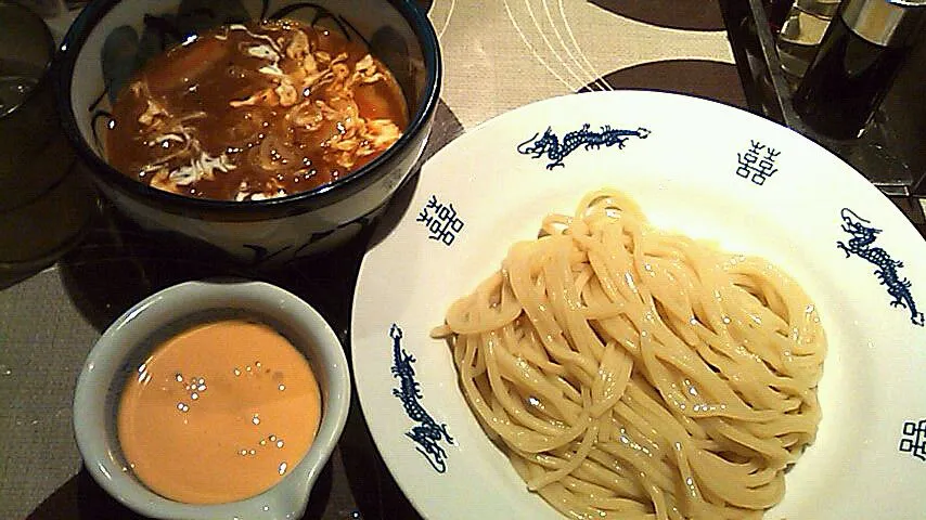 Snapdishの料理写真:三ツ矢堂製麺【カレーチーズつけめん】|くみさん