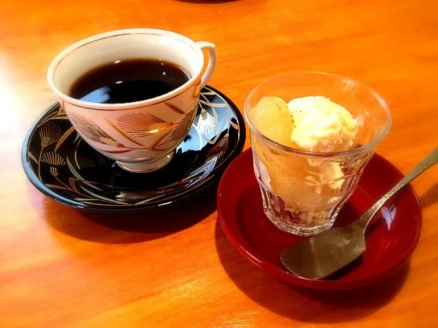 Snapdishの料理写真:茶月のまかないランチ 今日はデザート付き❤❤|ちぃたさん