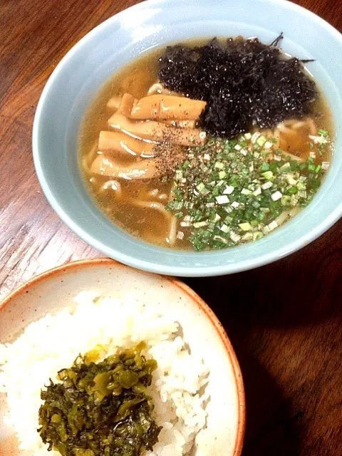 燕三条背脂岩海苔ラーメン＆辛子高菜ご飯。|hiroさん