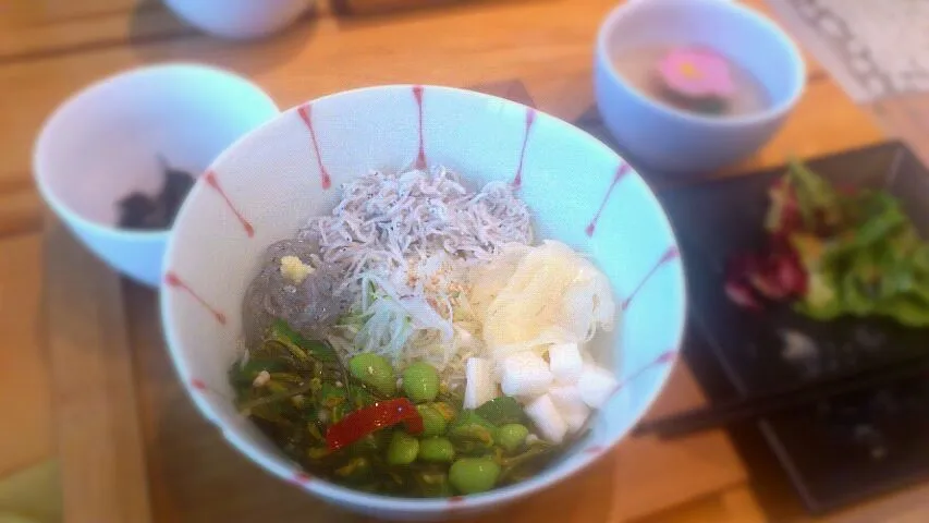 しらす丼|やの　みゆきさん