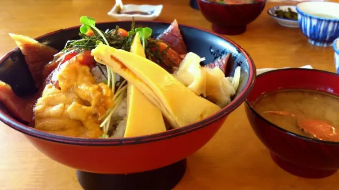 まぐろとうに丼|はるさん