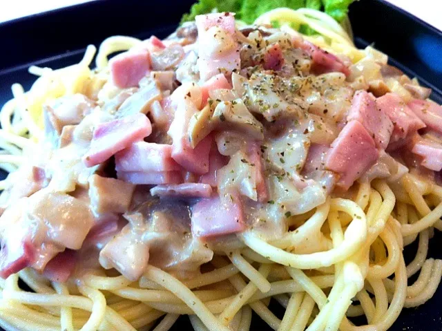 Carbonara ham and mushroom|Issara. 🍴さん