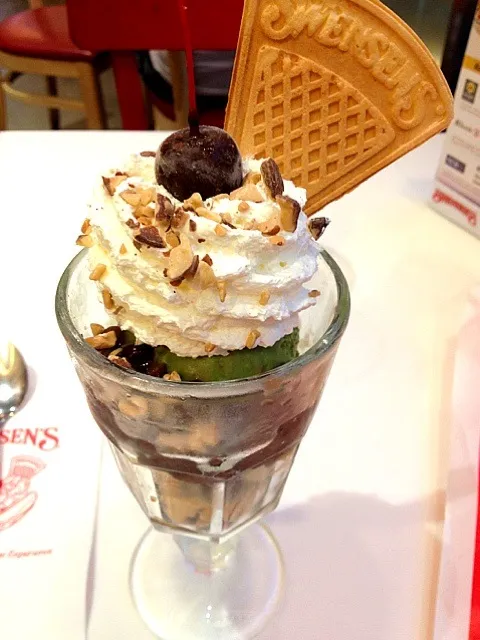 Happy sundae green tea with red beans|Watashiさん