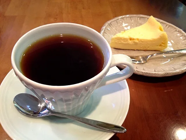 スペシャリティーコーヒーと自家製チーズケーキ|Cabezon.Nakamuraさん