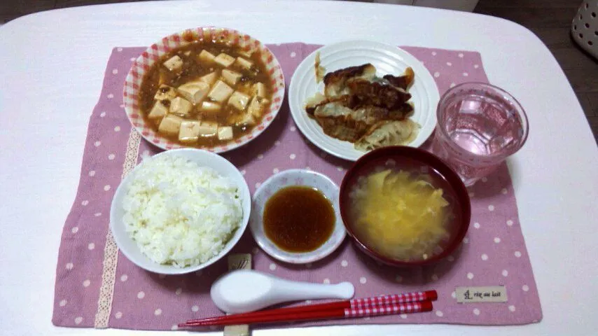 麻婆豆腐＆餃子＆中華風卵スープ|大草絢子さん