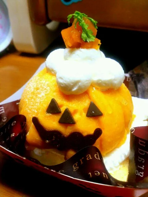 Snapdishの料理写真:シャトレーゼのハロウィンケーキ♥|まきさん