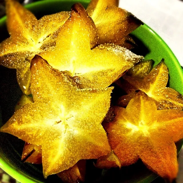 Star apple with salt-มะเฟืองโรยเกลือ|jirawanさん