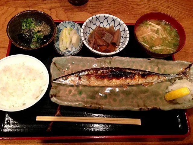 焼魚。煮物も米も旨い！|たけうちさん