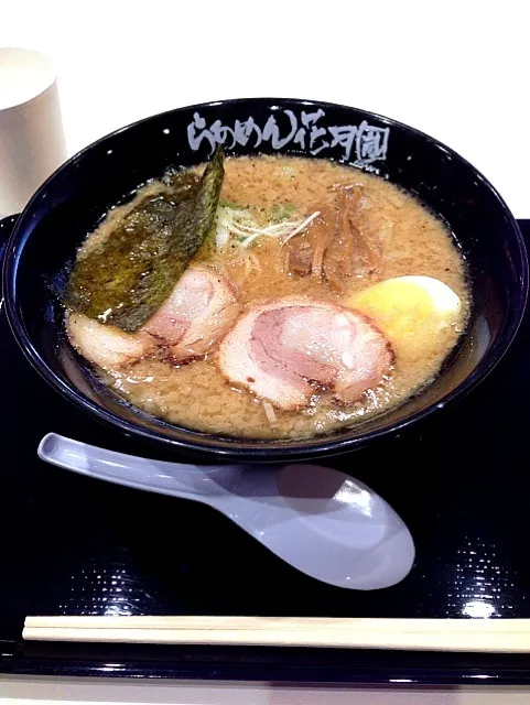 げんこつラーメン♪|kashisuさん