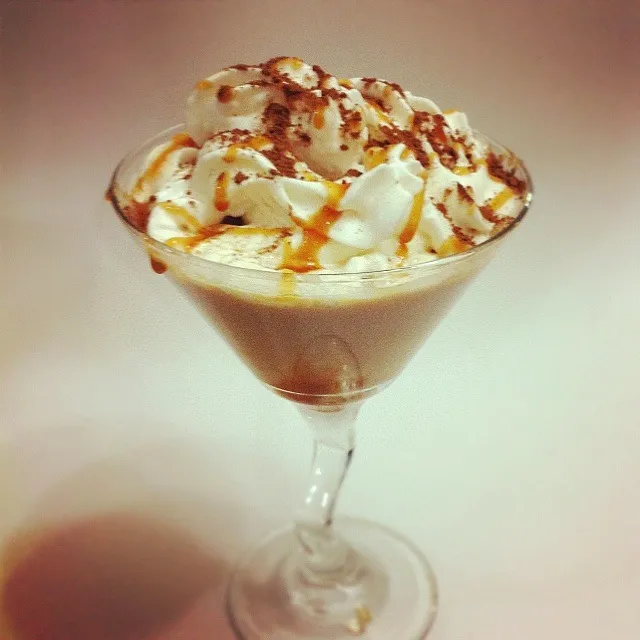 Snapdishの料理写真:Dulce De Leche White Russian|janice Williamsさん