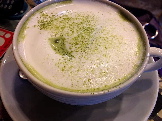 Hot Greentea latte|kittika tiranasarさん