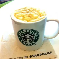 Snapdishの料理写真:Venti Starbucks Caramel Macchiato for a 6hour study session. Let's do this....|yuriさん