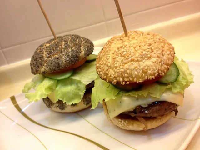 homemade beef burger|Yvonne C.さん