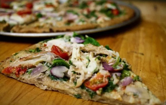 Spinach, Mushroom and Crab Pizza|yummyさん