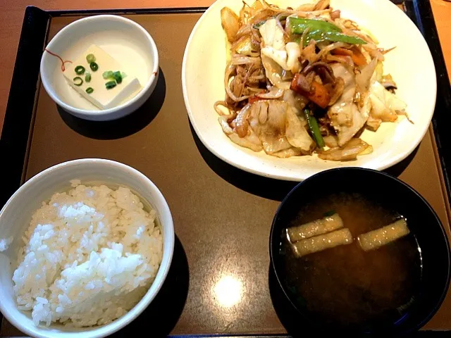 肉野菜炒め定食|tasaka shunsukeさん