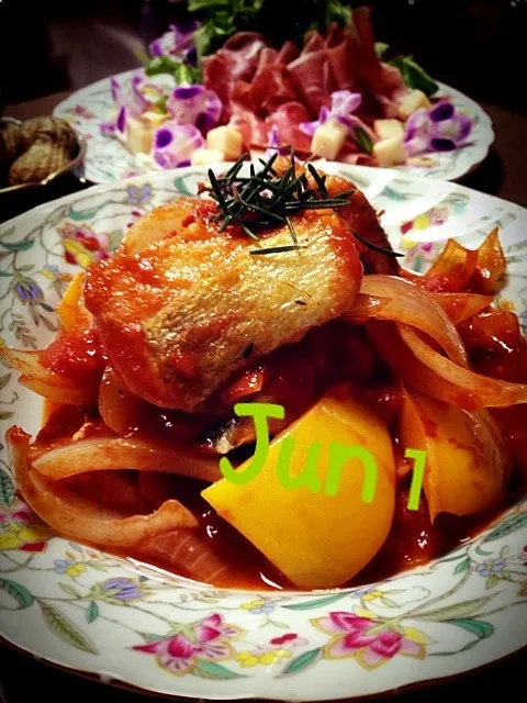 サーモンのトマト煮🍅|中さんさん