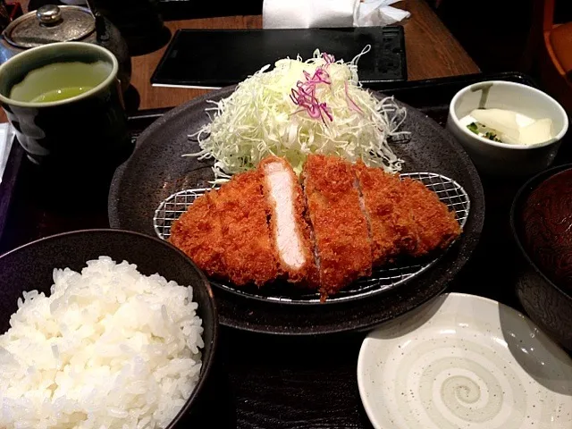 和幸のロースカツ定食|まあん👽さん