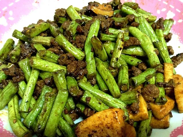 Stir Fry Long Beans with Minced Meat|Cantshootさん