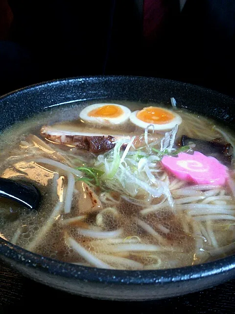 濃厚正油ラーメン|ひでぞーさん