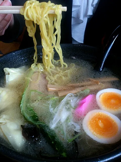 濃厚塩ラーメン|ひでぞーさん