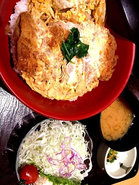 Roast katsudon,misoshiro soup,green salad for my Lunch:)|Dezza Tsuchiyaさん