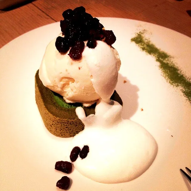 Green Tea Cake & Icecream|tzean chenさん