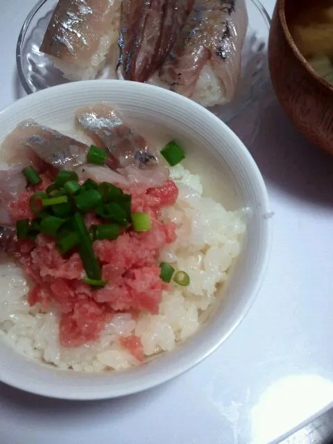 ねぎとろ鯵丼　鯵のお寿司|ななみさん