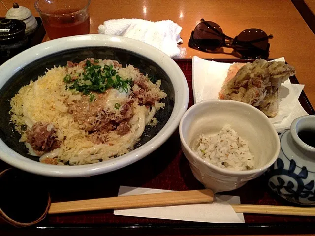 悠讃の辛味温玉肉うどん☻♡|JEDAIさん