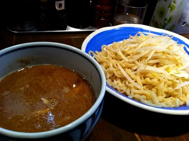 Snapdishの料理写真:つけ麺 中盛|塩豚骨さん