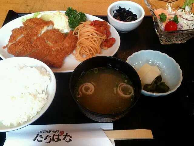 日替わり定食|しおり巻きさん